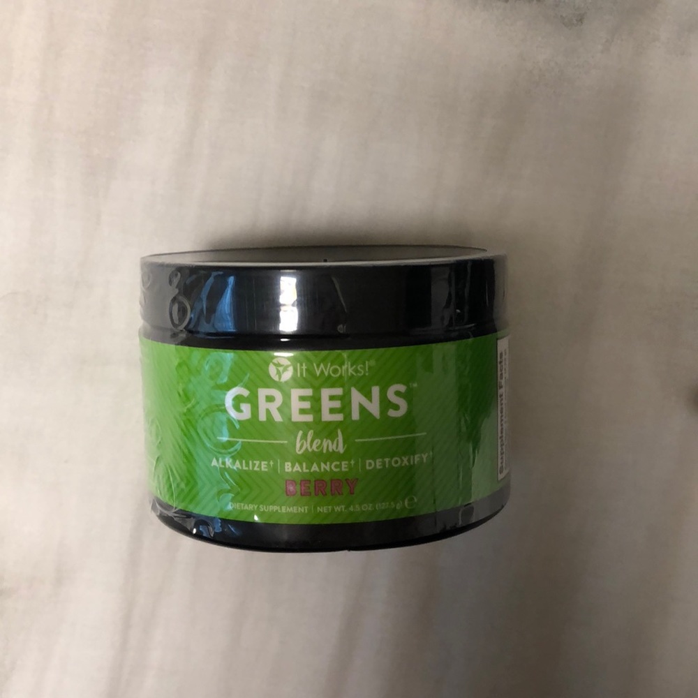 It Works! Greens blend, berry flavor